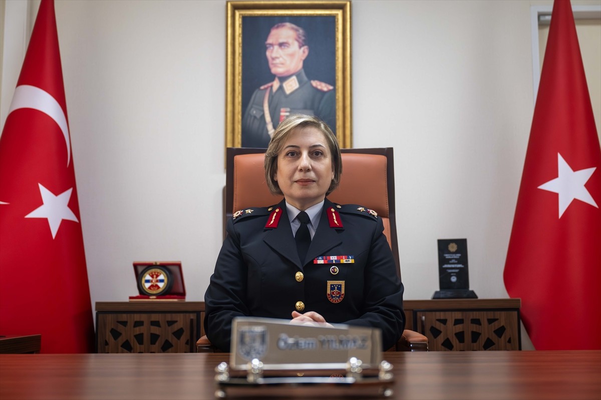 Cumhuriyet tarihinin ilk kadın generali Jandarma Genel Komutanlığı Personel Merkez Daire Başkanı...