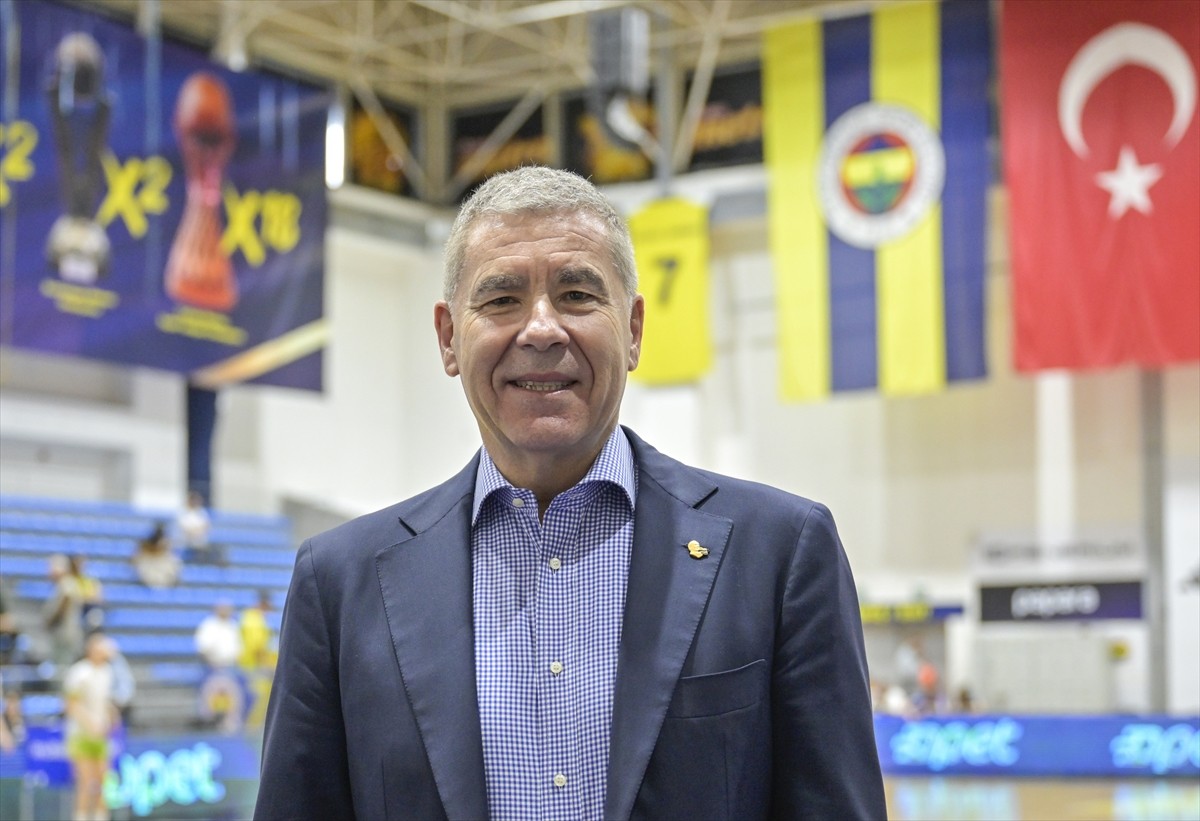 Fenerbahçe'nin kadın basketboldan sorumlu yönetim kurulu üyesi Kemal Danabaş, AA muhabirine...