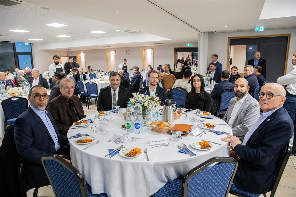 Fransa'da Diyanet İşleri Türk İslam Birliği (DİTİB) Strazburg yerleşkesinde düzenlenen geleneksel...