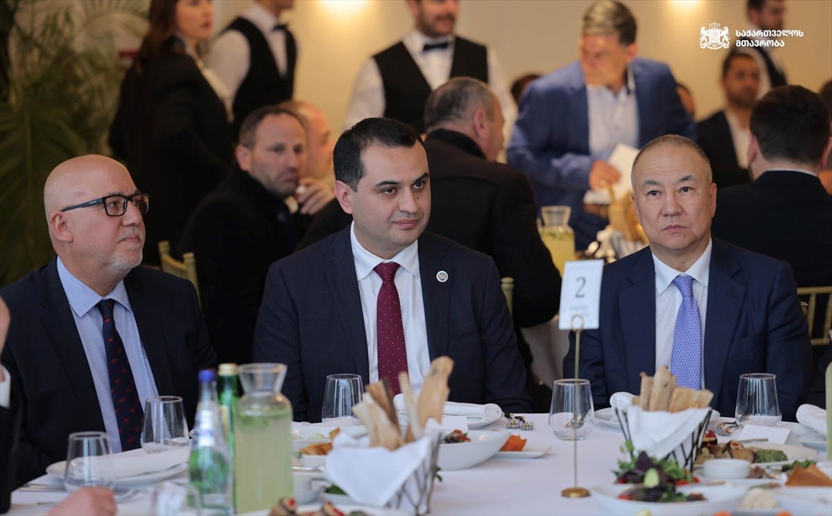 Gürcistan Başbakanı İrakli Kobakhidze, ramazan ayı dolayısıyla iftar programı düzenledi....