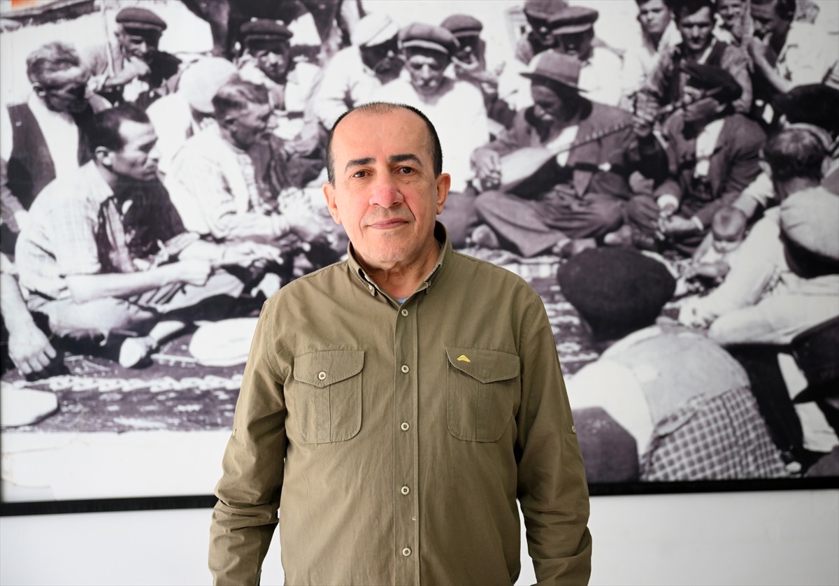 Halk ozanı Aşık Veysel Şatıroğlu'nun manevi mirası olan Ankara'daki dernek binası, eğitime destek...