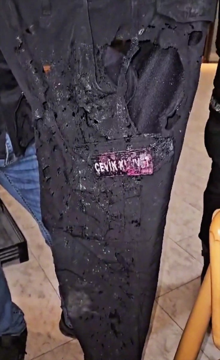 İçişleri Bakanı Ali Yerlikaya, sosyal medya hesabından, İstanbul Büyükşehir Belediyesine yönelik...