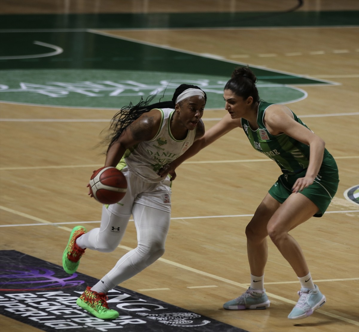 ING Kadınlar Basketbol Süper Ligi'nin 25. haftasında Danilos Pizza ile OGM Ormanspor Şehit Polis...