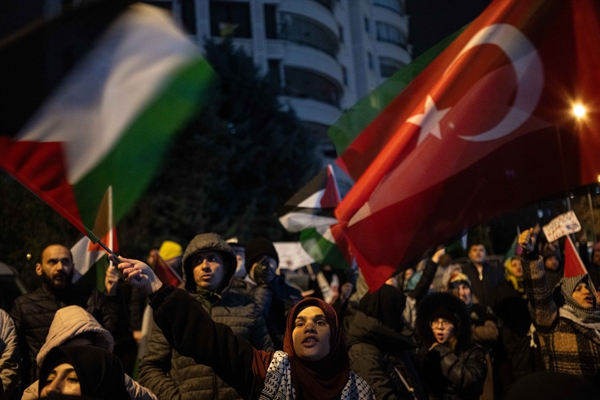 İsrail'in Gazze'ye yönelik saldırıları, Ankara'da protesto edildi. Ankara Filistin Dayanışma...