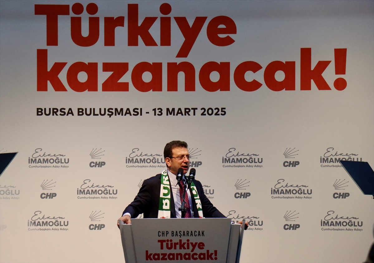 İstanbul Büyükşehir Belediye Başkanı Ekrem İmamoğlu, CHP'nin cumhurbaşkanı adayını belirlemek için...