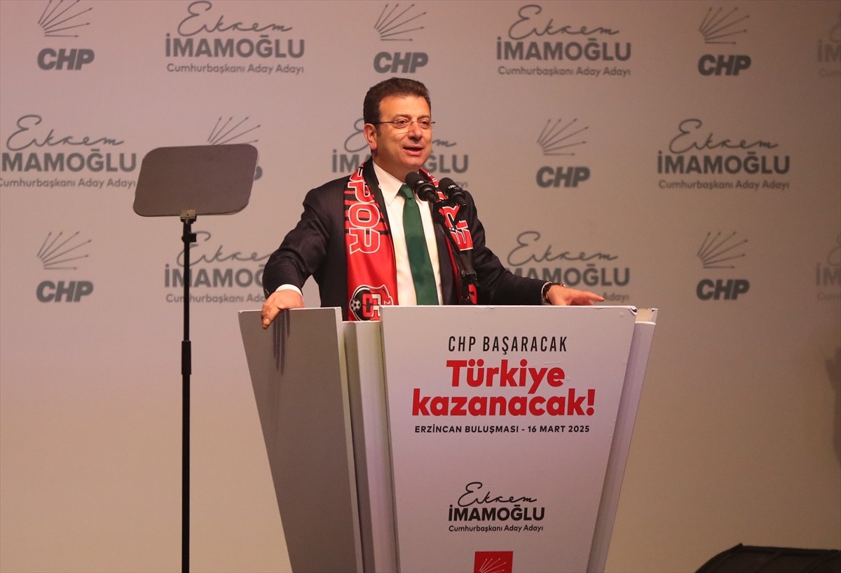 İstanbul Büyükşehir Belediye Başkanı Ekrem İmamoğlu, CHP'nin cumhurbaşkanı adayını belirlemek için...