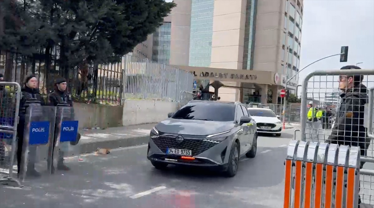 İstanbul Büyükşehir Belediyesine (İBB) yönelik yolsuzluk ve terör soruşturmalarında tutuklananlar...