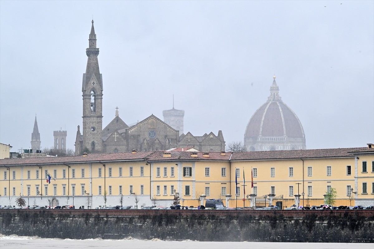 İtalya'nın orta kesiminde yer alan Toskana ve Emilia-Romagna Bölgeleri'nde etkili olan şiddetli...