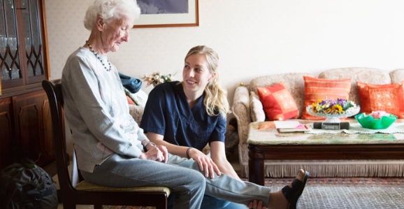 İzmir’li yaşlılara MÜJDE! Yeni destek kapınıza gelecek 