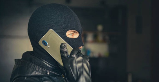 Kocaeli'de 'Hacı Baba' Dolandırıcılığı: 2 Milyon TL Topladılar