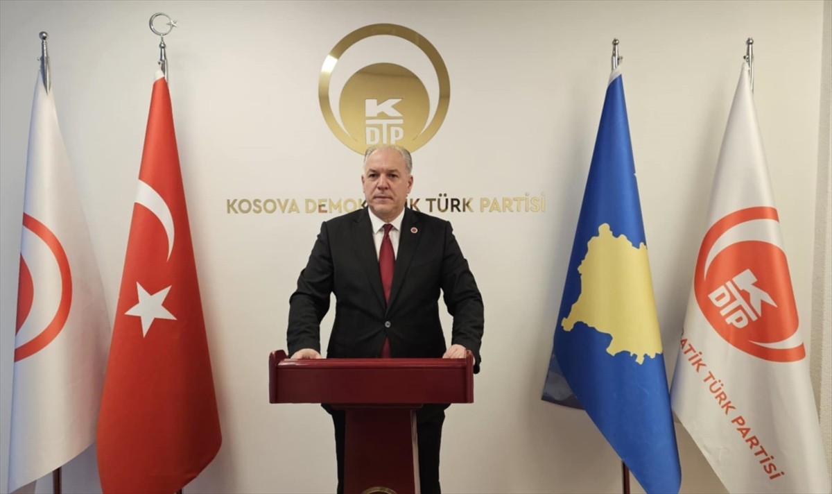 Kosova Demokratik Türk Partisi (KDTP) Genel Başkanı ve Bölgesel Kalkınma Bakanı Fikrim Damka...