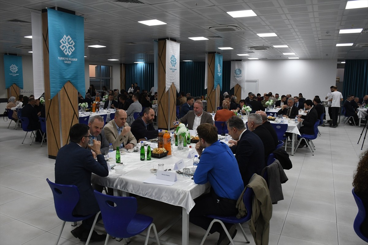 Kosova Uluslararası Maarif Okulları, Türk ve yerel kurum ile kuruluşların temsilcilerini iftarda...