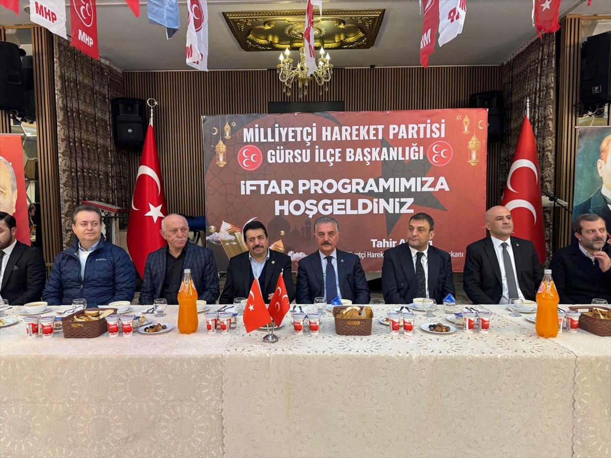 MHP Genel Sekreteri İsmet Büyükataman, Bursa'da partisinin Gürsu İlçe Başkanlığınca düzenlenen...