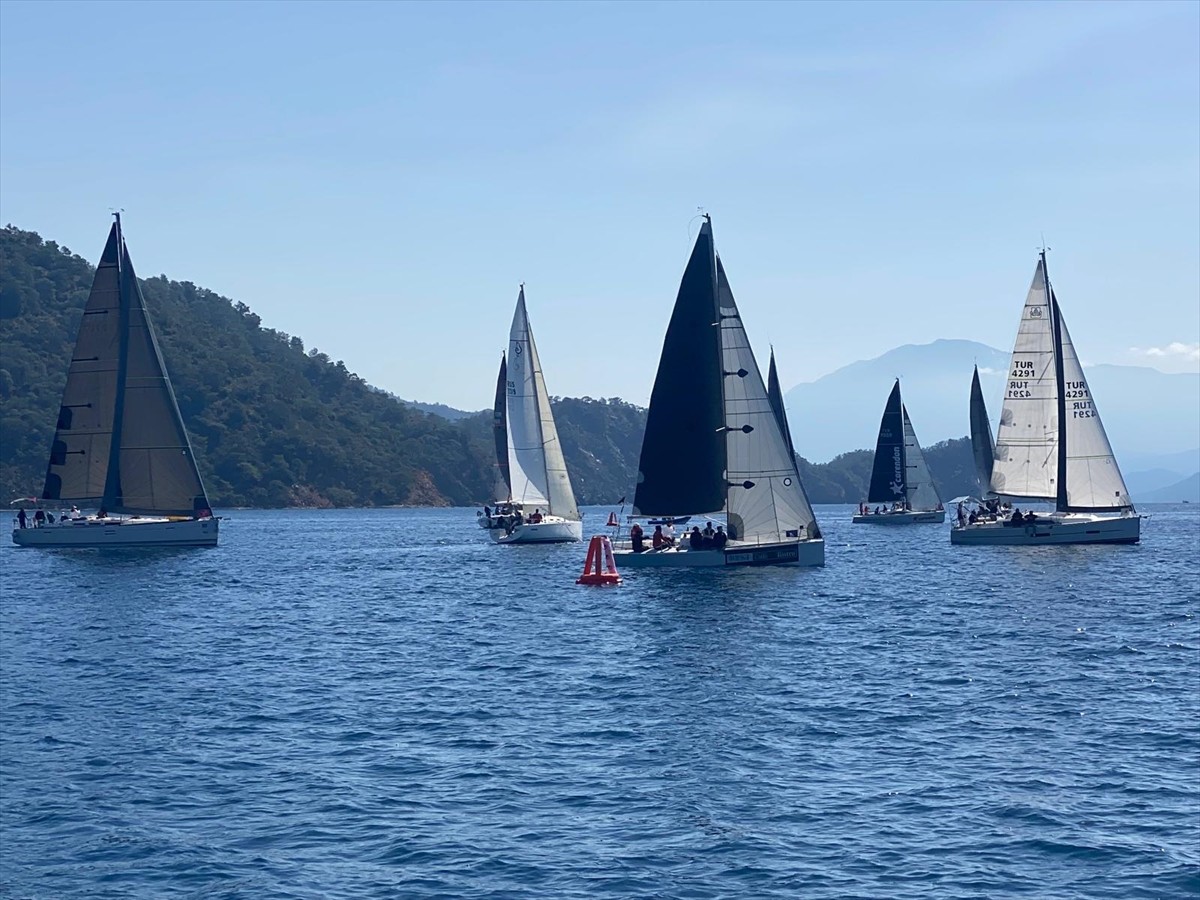 Muğla'nın Fethiye ilçesinde düzenlenen Göcek Kış Trofesi Yat Yarışları'nın 3. ayak mücadelesi sona...