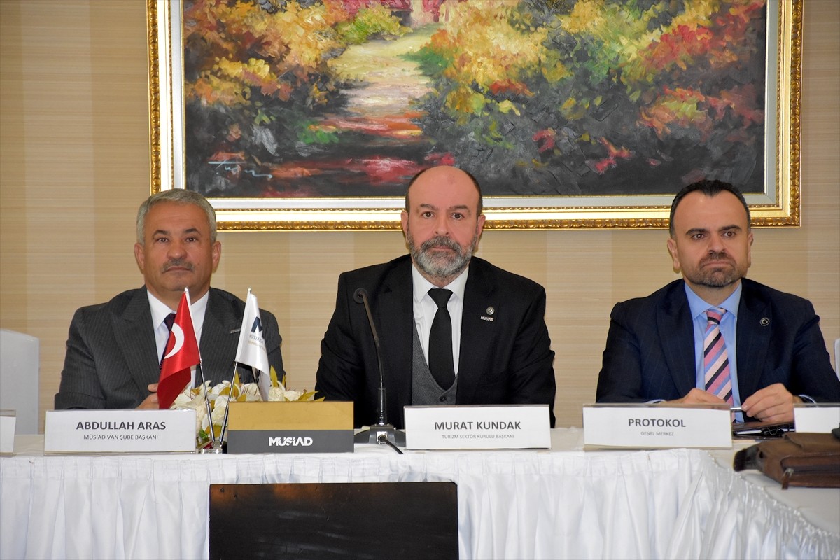 Müstakil Sanayici ve İşadamları Derneği (MÜSİAD) Van Şubesinin ev sahipliğinde "MÜSİAD Turizm...