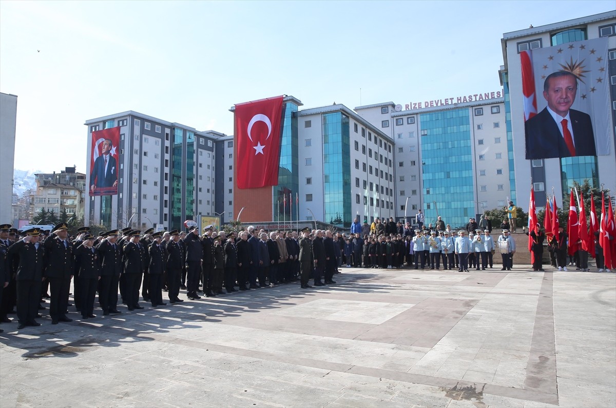 Rize'nin düşman işgalinden kurtuluşunun 107'nci yıl dönümü dolayısıyla tören düzenlendi. Törende...