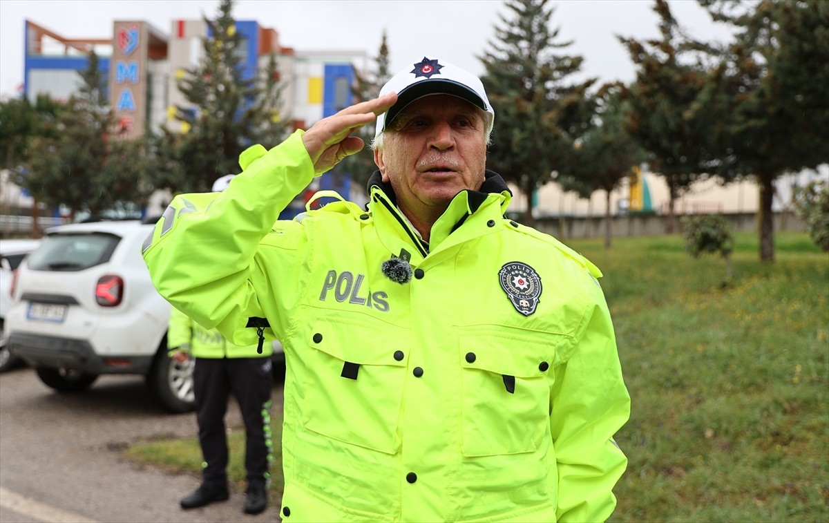 Samsun Atakum Huzurevi Yaşlı Bakım ve Rehabilitasyon Merkezinde kalan 68 yaşındaki Ahmet Gün'ün...