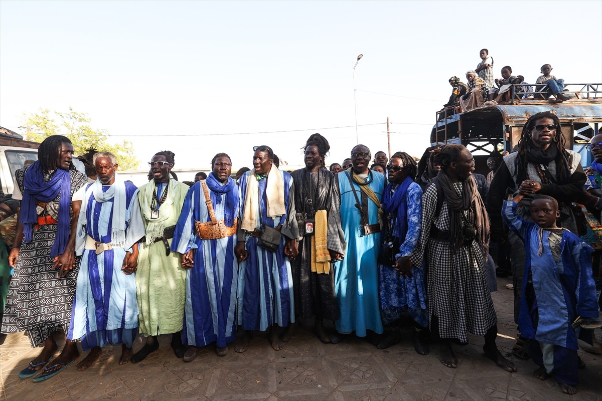Senegal'de Müridi tarikatının farklı ve aykırı yorumu olarak değerlendirilen Baye Fall hareketi...