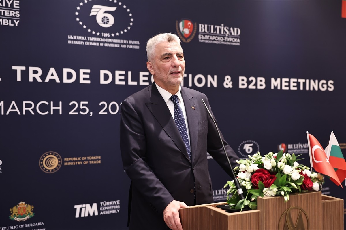 Ticaret Bakanı Ömer Bolat, Bulgaristan’a gerçekleştirdiği ziyaret kapsamında, başkent Sofya’da...