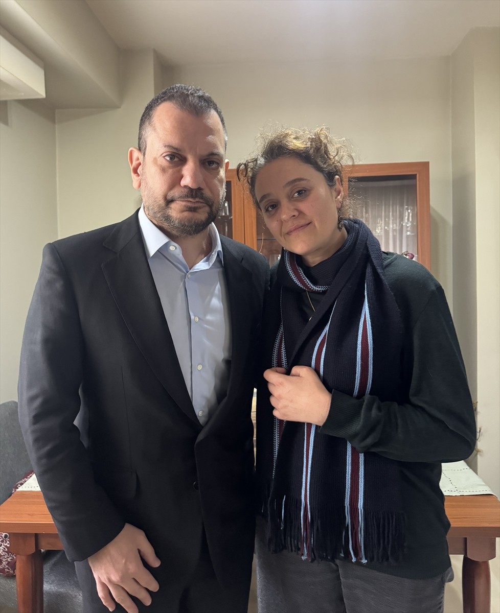 Trabzonspor Kulübü Başkanı Ertuğrul Doğan (solda), İstanbul Kadıköy'de bıçaklandıktan sonra tedavi...