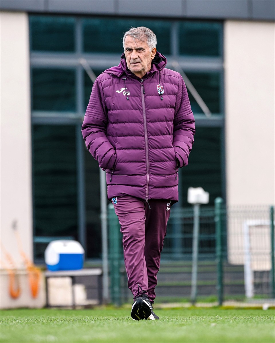 Trabzonspor, Trendyol Süper Lig'in 27. haftasında evinde Atakaş Hatayspor ile yapacağı maçın...