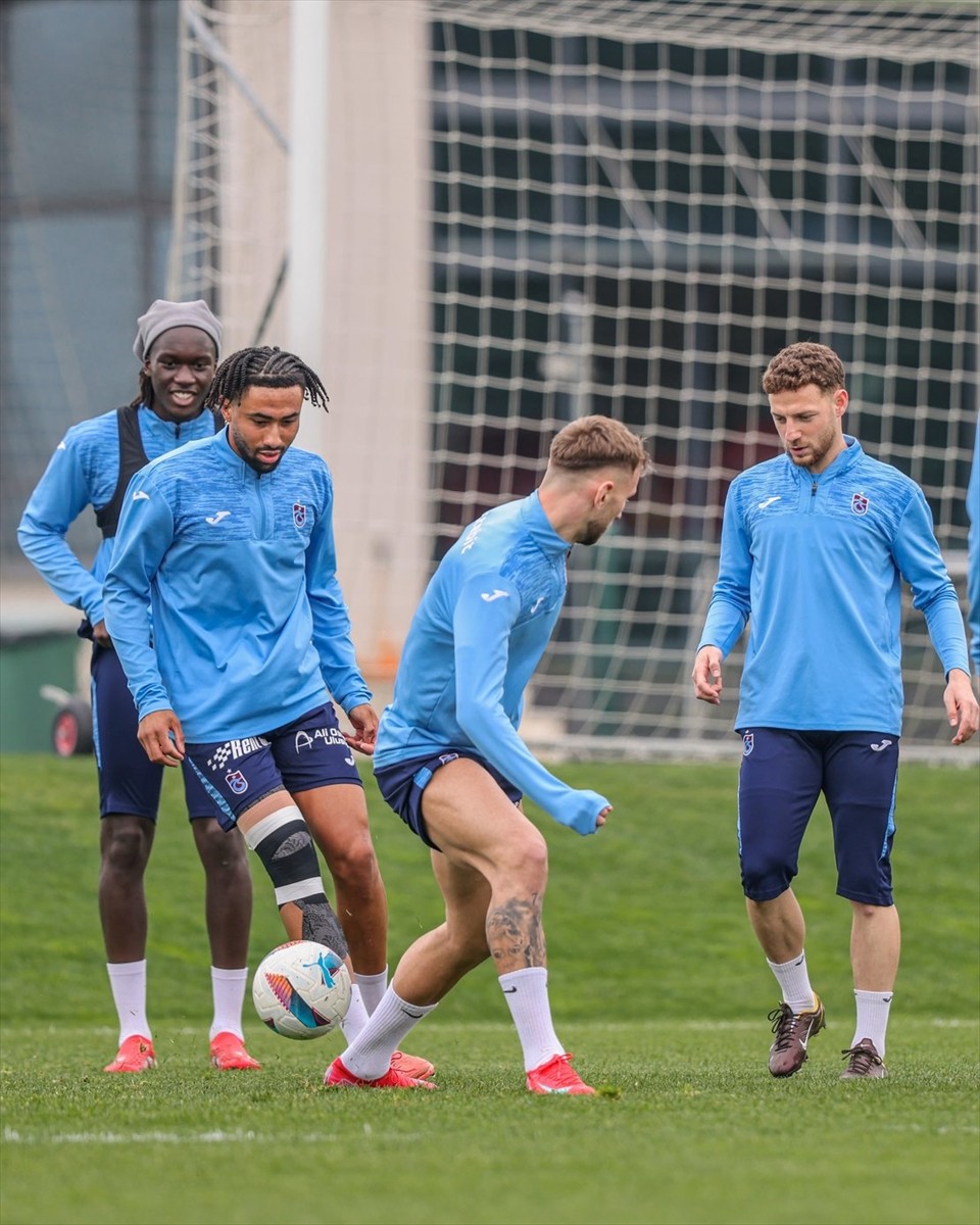 Trabzonspor, Ziraat Türkiye Kupası'nın çeyrek finalinde 2 Nisan Çarşamba günü sahasında Sipay...