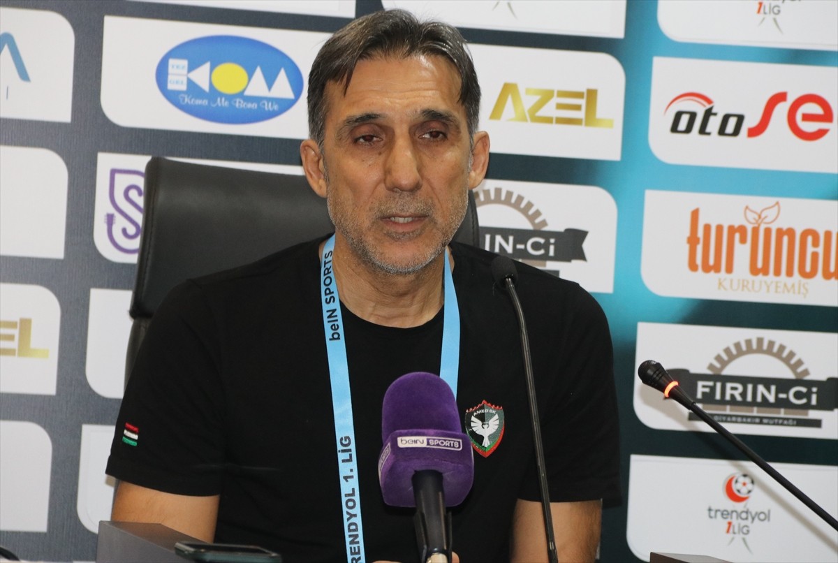 Trendyol 1. Lig'in 30. haftasında Amed Sportif Faaliyetler'ini 2-1 yenen Erzurumspor FK'nın Teknik...