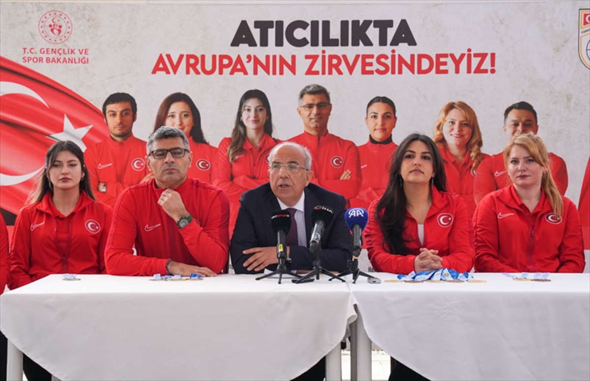  Türkiye Atıcılık Federasyonu Başkanı Murat Kocakaya, Türkiye Spor Yazarları Derneği Ankara...