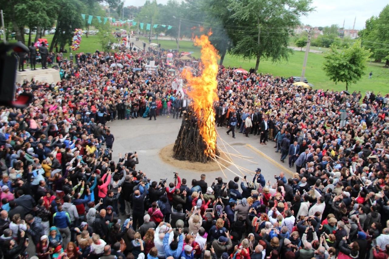 2025 Hıdırellez: Büyülü Gece ve Ritüelleri