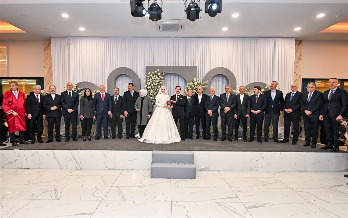 Adalet Bakanı Yılmaz Tunç ile Ulaştırma ve Altyapı Bakanı Abdulkadir Uraloğlu, protokol ile...