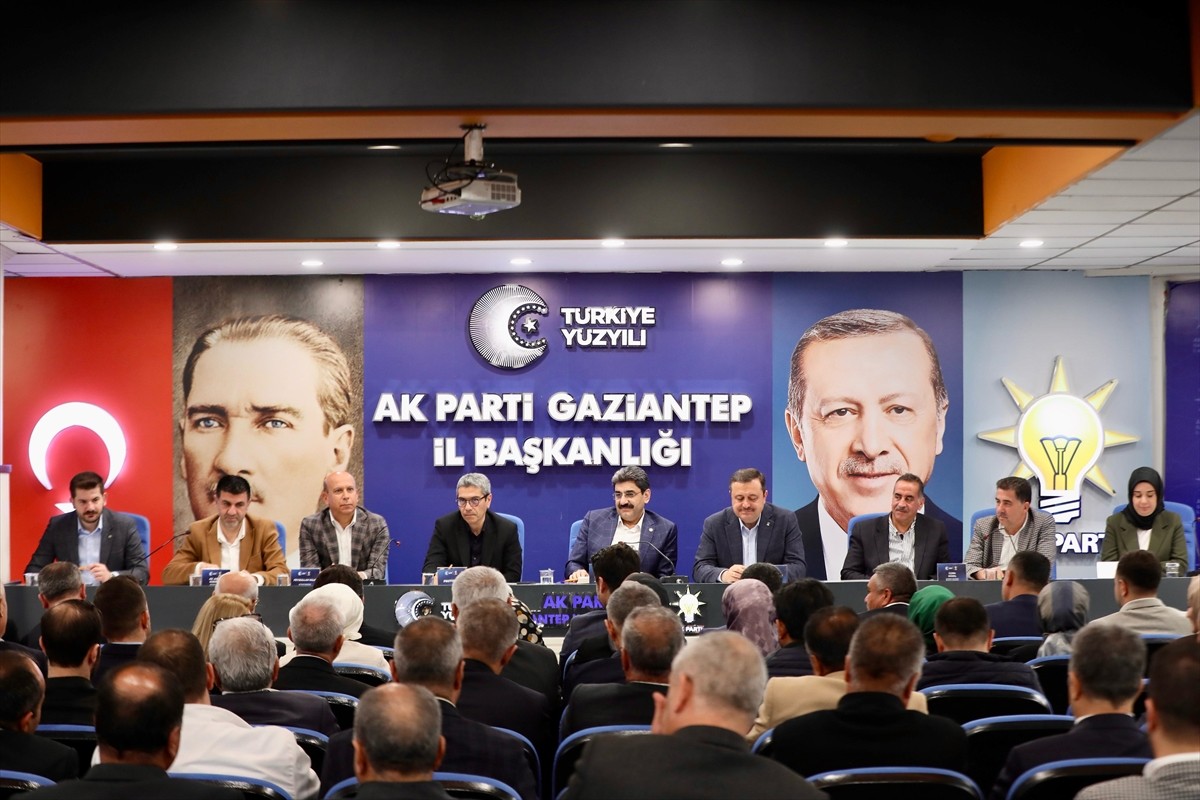 AK Parti Genel Merkez Teşkilat Başkan Yardımcısı ve Sivas Milletvekili Hakan Aksu, partisinin...