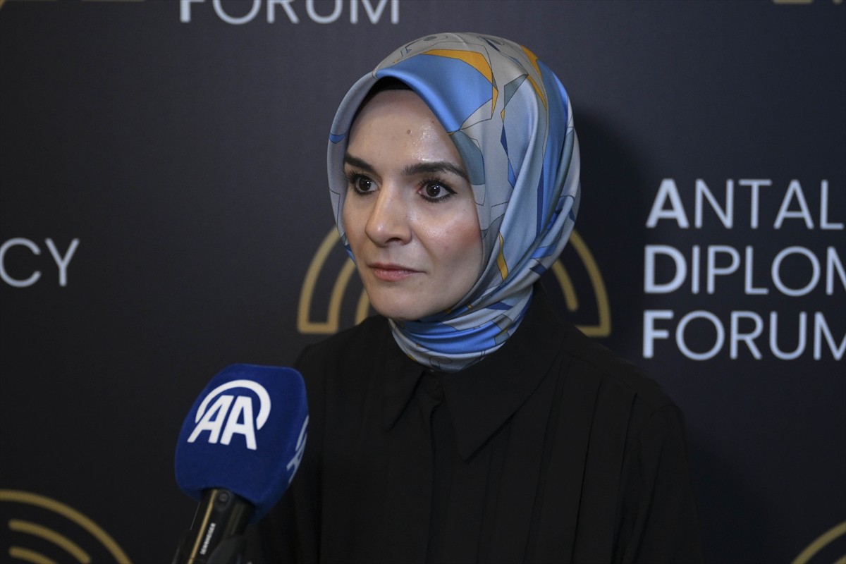 Anadolu Ajansı'nın (AA) "Global İletişim Ortağı" olarak yer aldığı ve Cumhurbaşkanı Recep Tayyip...