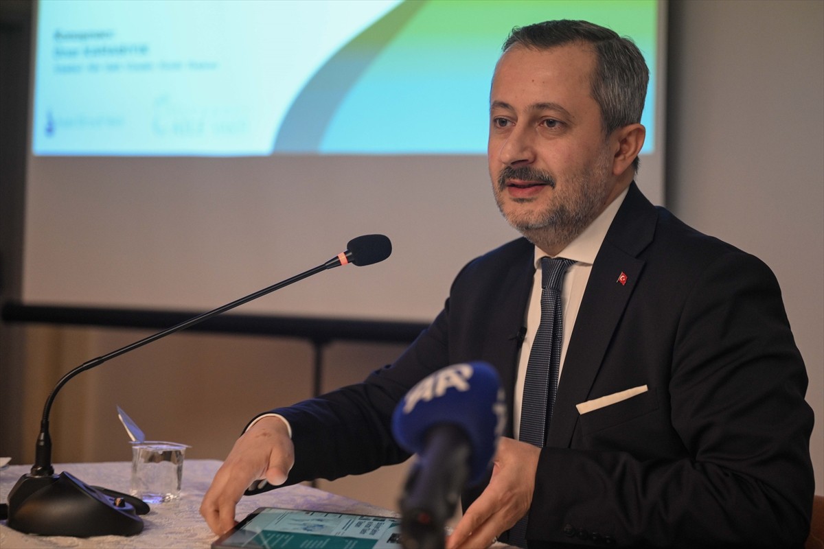 Ankara'da, "Büyükşehirde Aile Olmak Konferansı" düzenlendi.