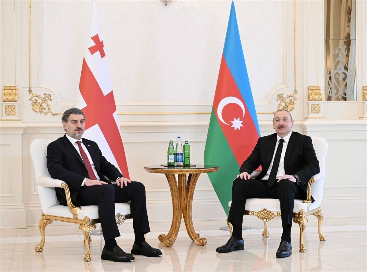 Azerbaycan Cumhurbaşkanı İlham Aliyev, Gürcistan Cumhurbaşkanı Mikheil Kavelaşvili ile başkent...