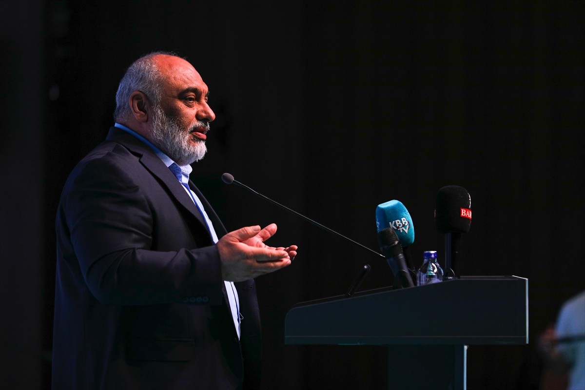 Bu yıl dördüncüsü düzenlenen "Uluslararası İslam Kültür ve Medeniyeti Sempozyumu" Kocaeli'de...