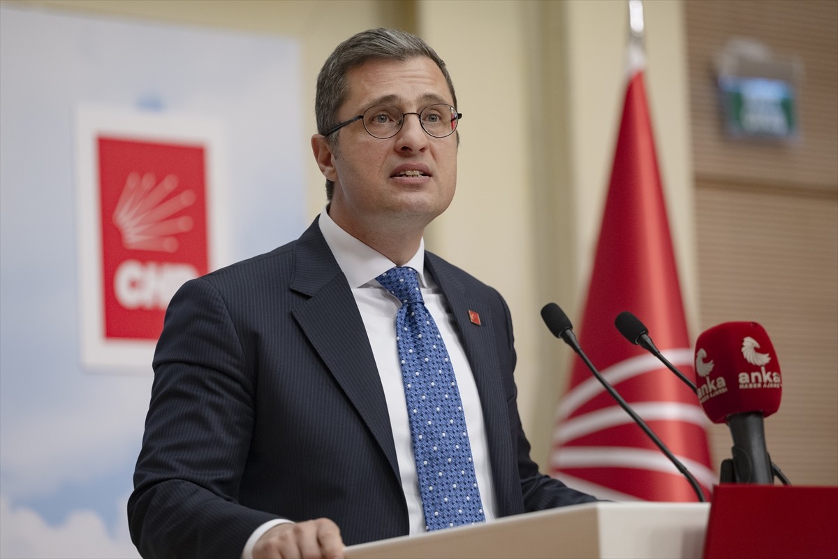 CHP Genel Başkan Yardımcısı ve Parti Sözcüsü Deniz Yücel, partisinin Merkez Yönetim Kurulu (MYK)...