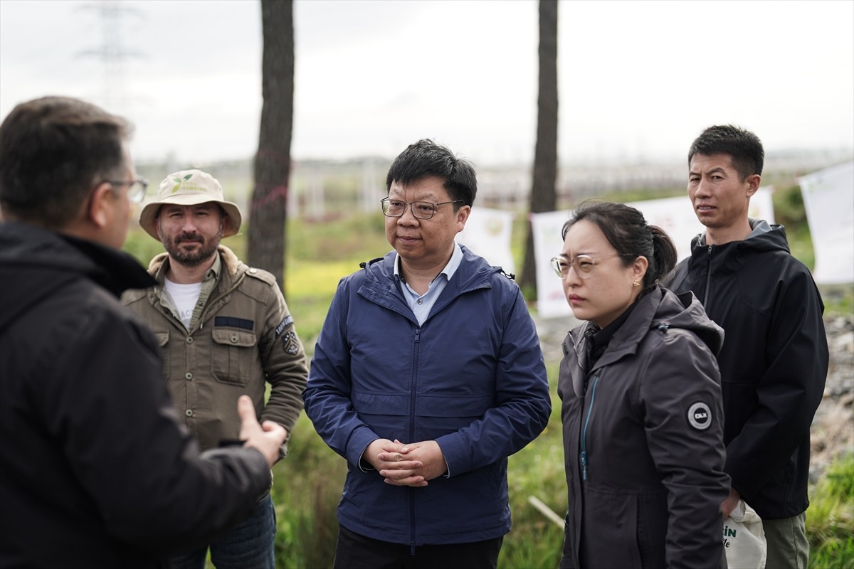 Çin Halk Cumhuriyeti İstanbul Başkonsolosluğu, Türkiye'deki çeşitli sivil toplum kuruluşları ve iş...