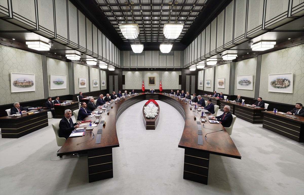 Cumhurbaşkanlığı Kabinesi, Cumhurbaşkanı Recep Tayyip Erdoğan başkanlığında Cumhurbaşkanlığı...