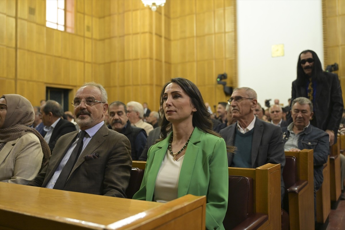 DEM Parti Eş Genel Başkanı Tülay Hatimoğulları, partisinin TBMM grup toplantısına katıldı.