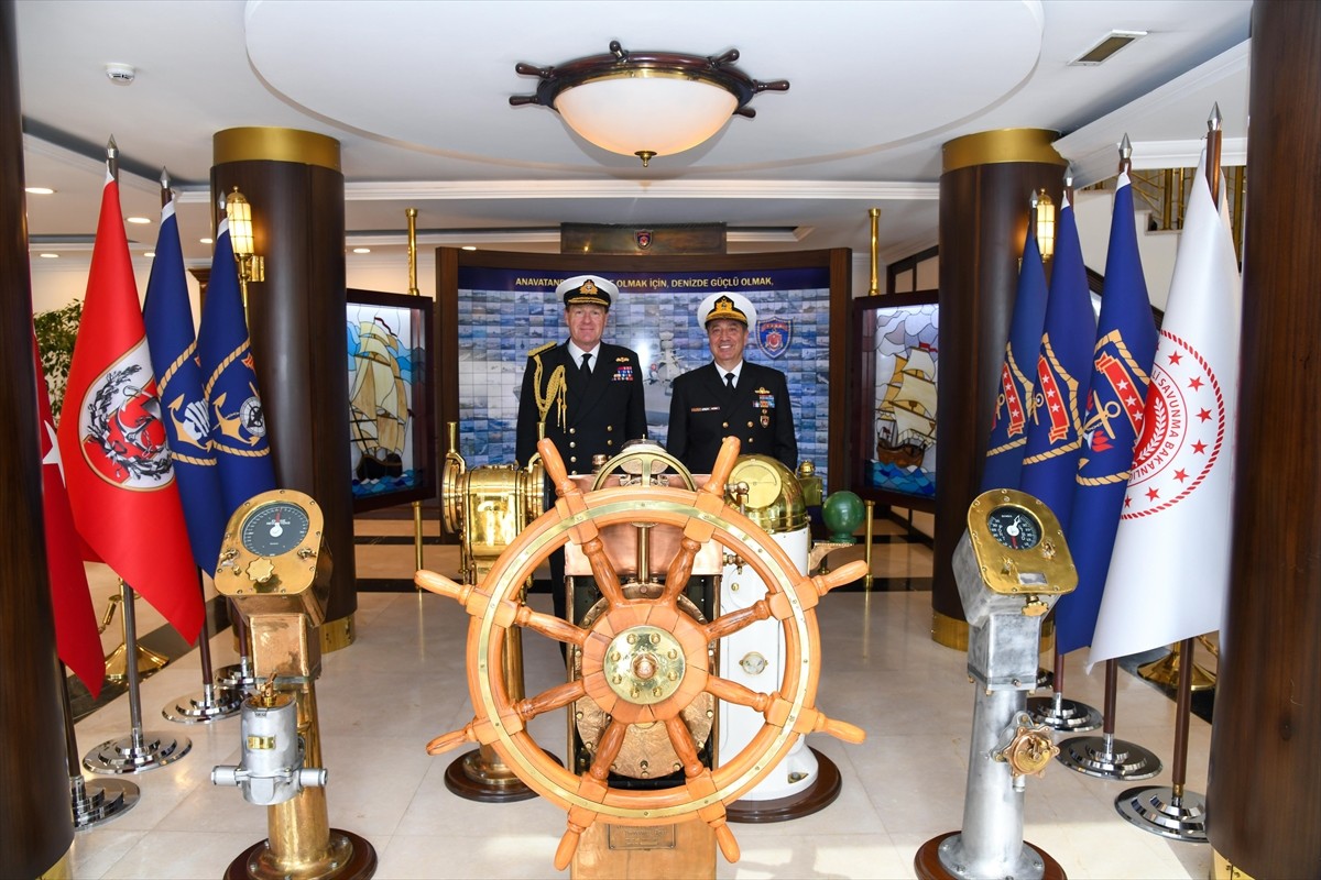 Deniz Kuvvetleri Komutanı Oramiral Ercüment Tatlıoğlu'nun resmi davetlisi olarak ülkemizde bulunan...
