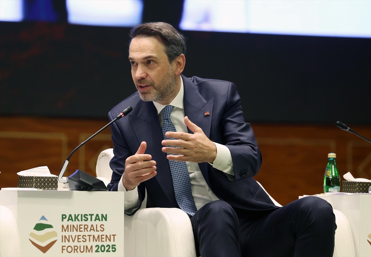 Enerji ve Tabii Kaynaklar Bakanı Alparslan Bayraktar, Pakistan Madencilik Yatırım Forumu'na...