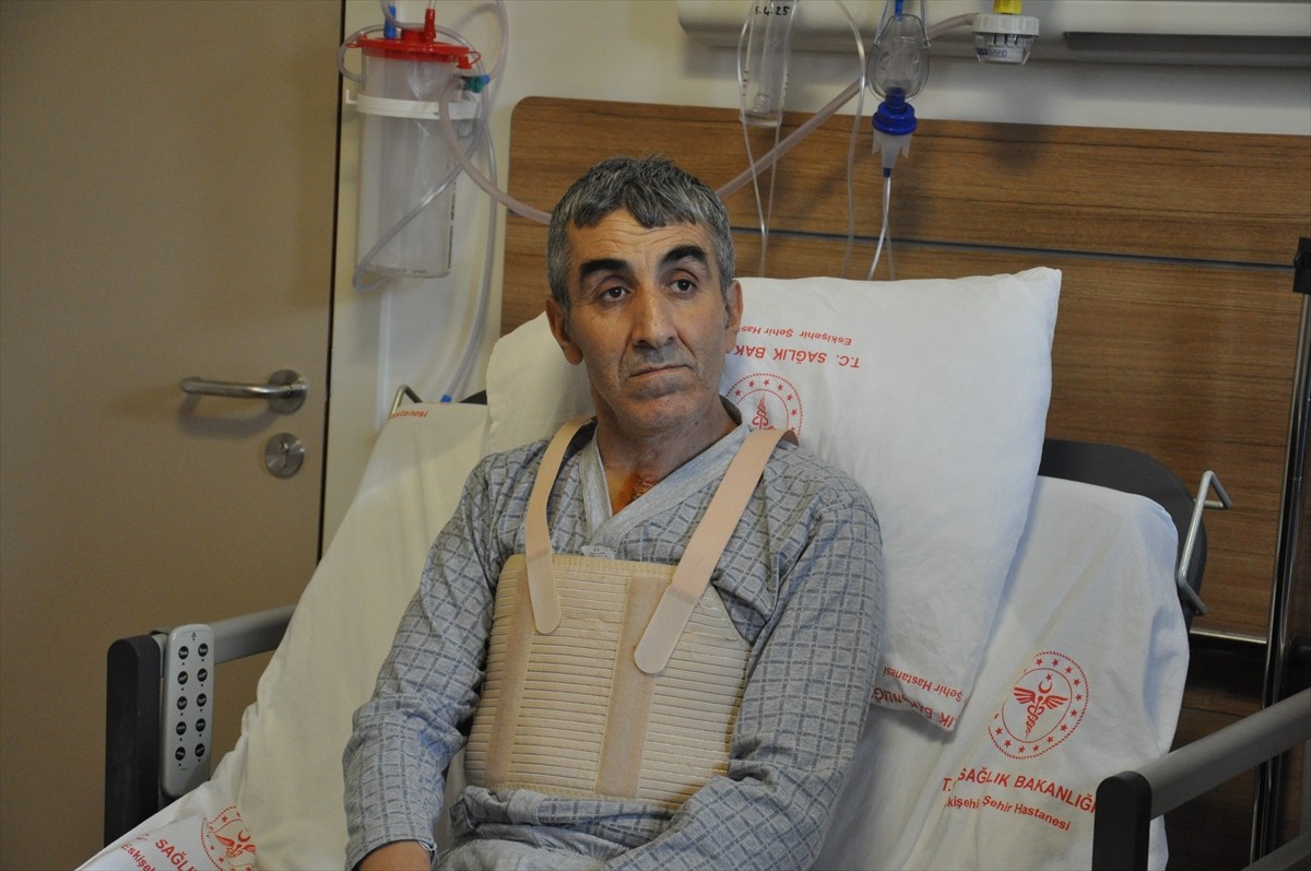 Eskişehir Şehir Hastanesinde, kalpten çıkan ana damar olan aortta ikinci kez yırtık tespit edilen...