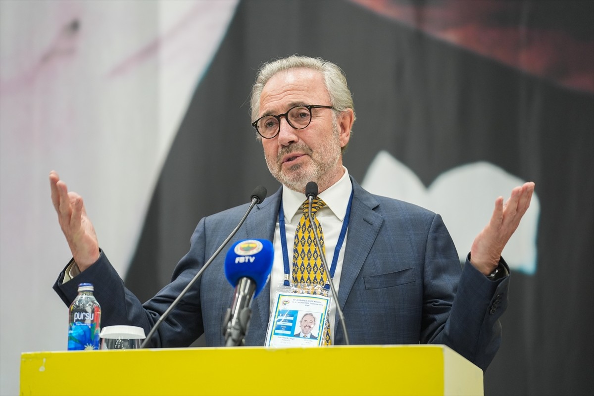 Fenerbahçe Kulübü Yüksek Divan Kurulu (YDK) toplantısı Kalamış'ta bulunan Fenerbahçe Faruk Ilgaz...