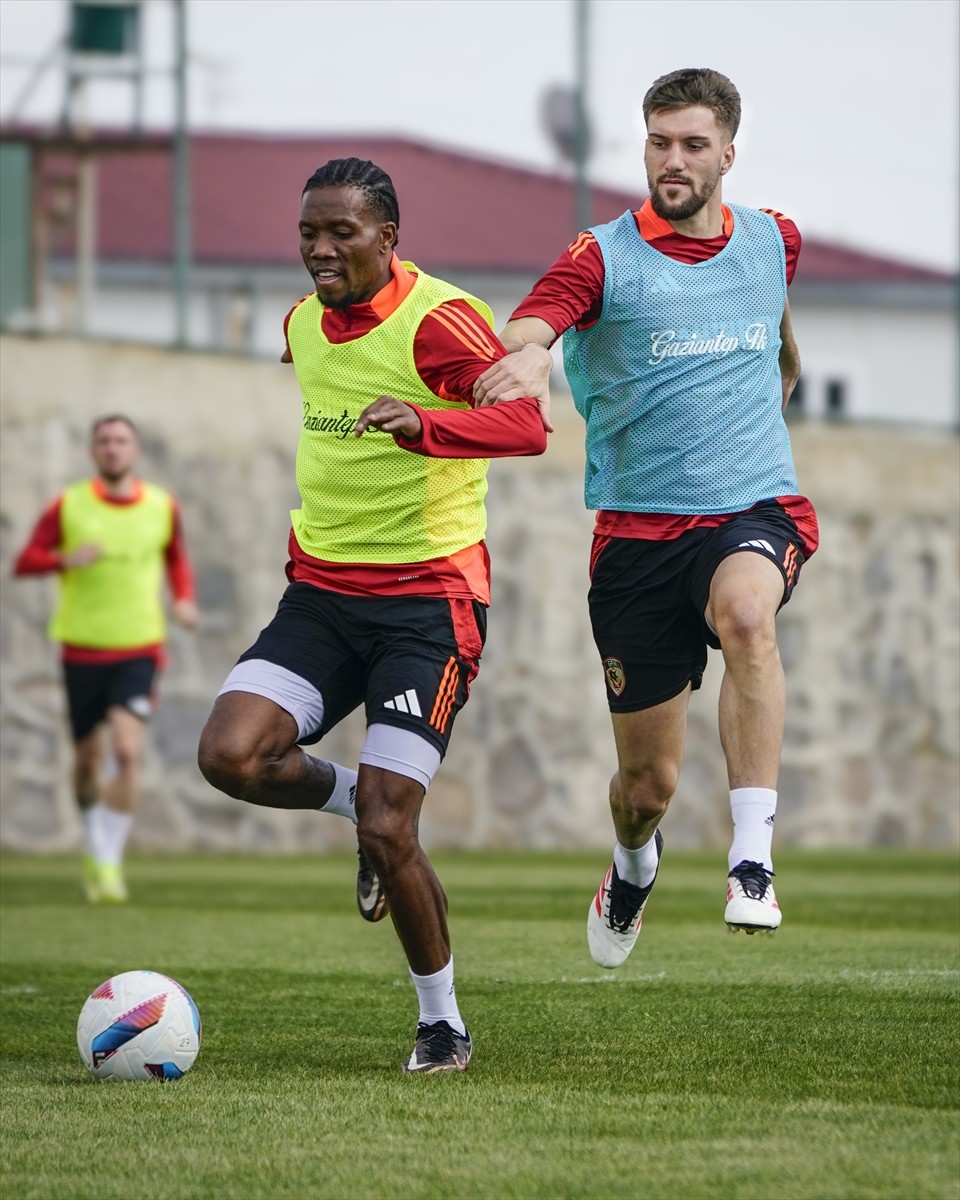 Gaziantep FK, Trendyol Süper Lig'in 32. haftasında RAMS Başakşehir ile deplasmanda yapacağı maçın...