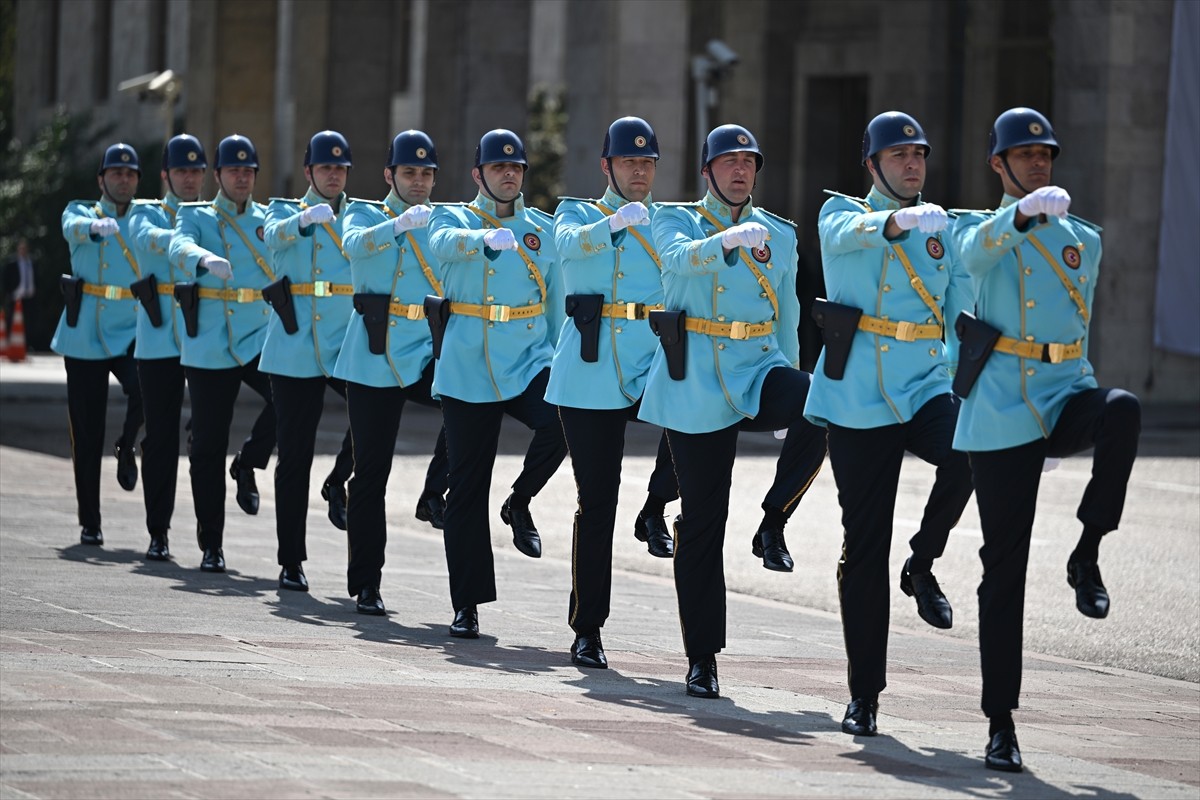 Hayatını kaybeden 17. Dönem Manisa Milletvekili Şen İsmet Turhangil için Meclis'te cenaze töreni...