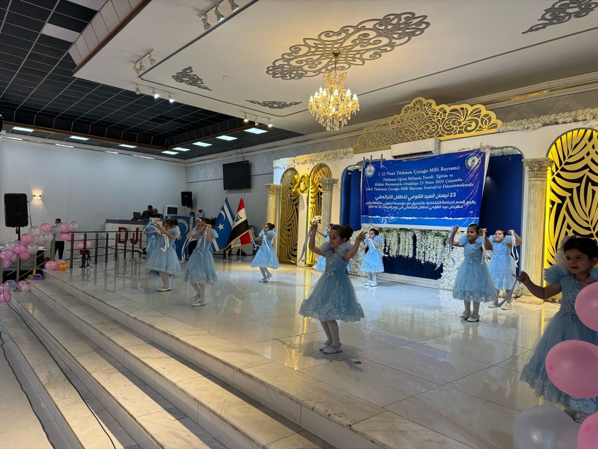 Irak'ın Kerkük kentinde Türkçe eğitim veren anaokulu, ilkokul ve ortaokullarda 23 Nisan Ulusal...
