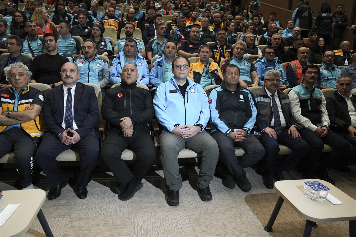 İstanbul'da, olası Marmara depremine yönelik hazırlanan İstanbul Sağlık Afet Eylem Planı...