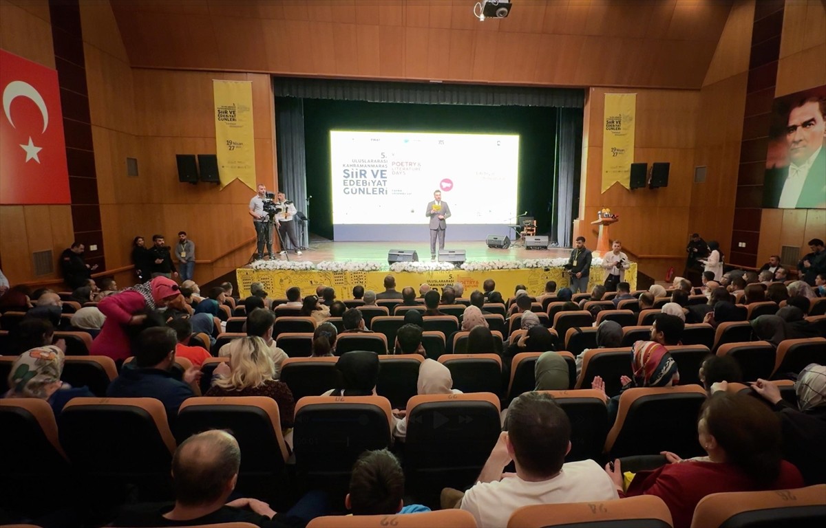 Kahramanmaraş'ta bu yıl 5'incisi düzenlenen Uluslararası Şiir ve Edebiyat Günleri, Necip Fazıl...