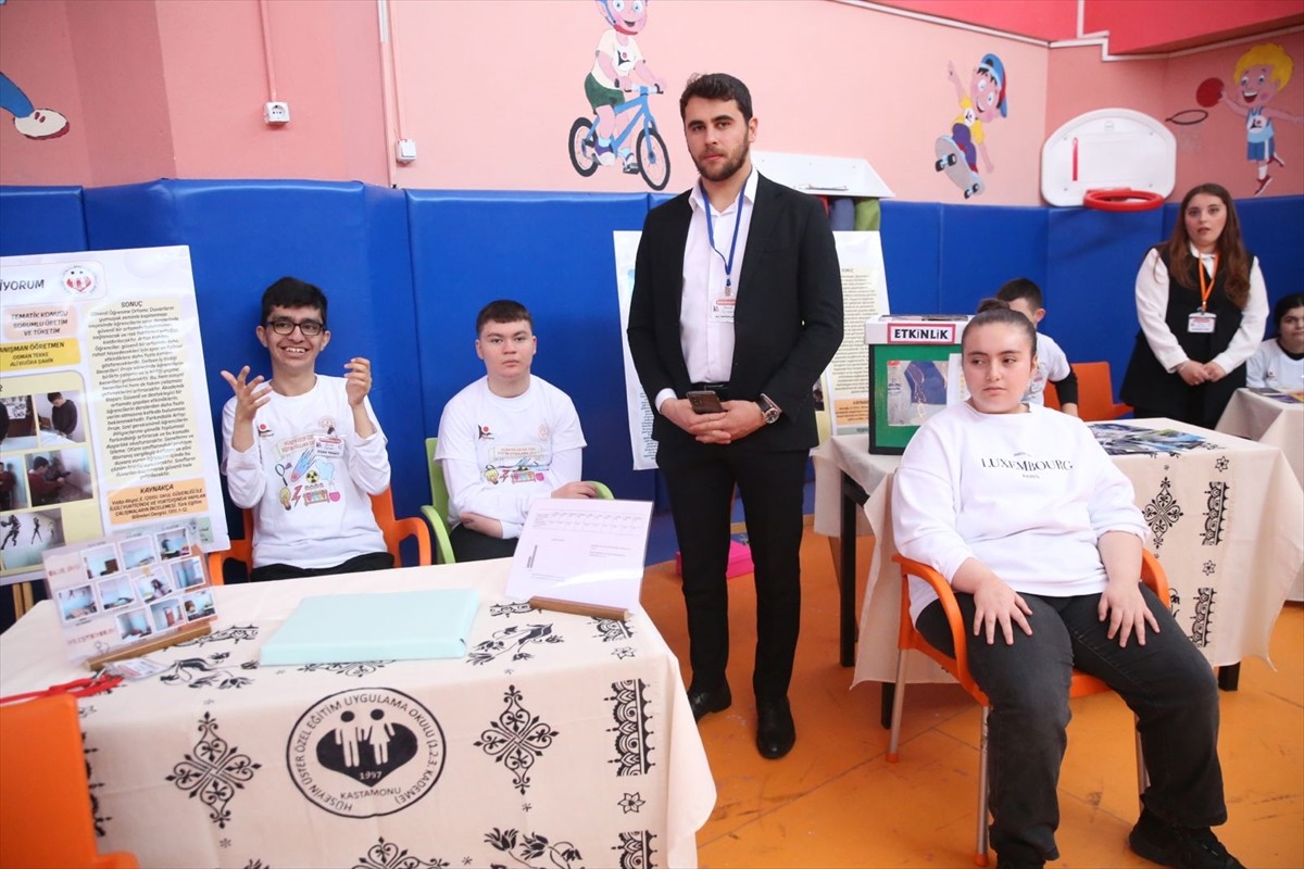 Kastamonu'da, Hüseyin Üster Özel Eğitim ve Uygulama Okulu'nda özel gereksinimli bireylerin...