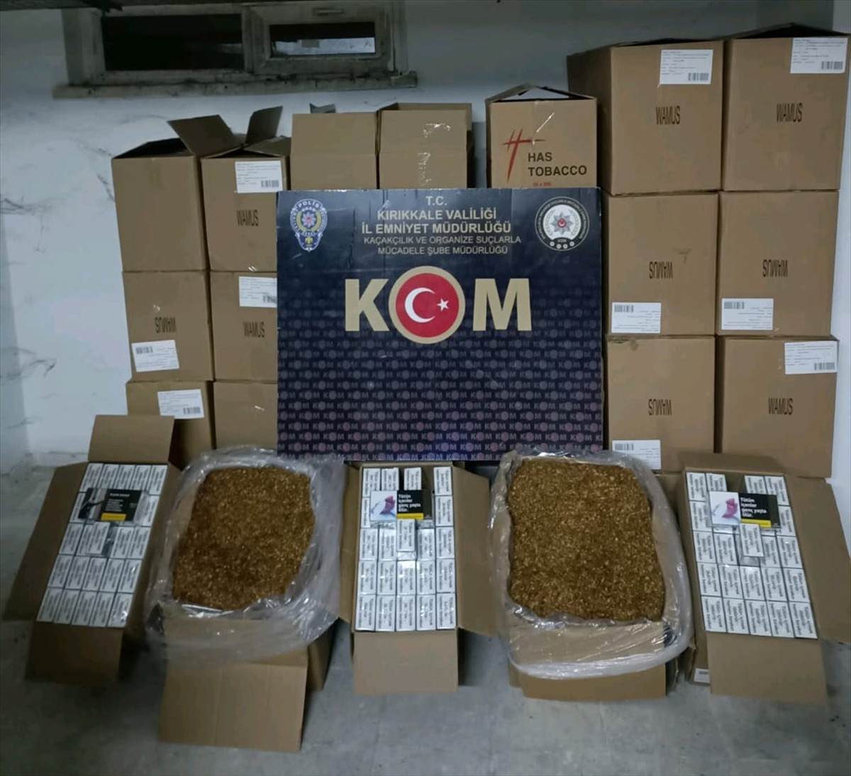 Kırıkkale'de bir evde 596 bin 320 makaron (filtreli sigara kağıdı) ve 30 kilogram tütün ele...